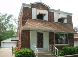 2426 S 6th Ave, Riverside, IL 60546