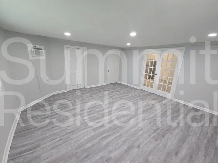 6813 Hazen St — Photo 7