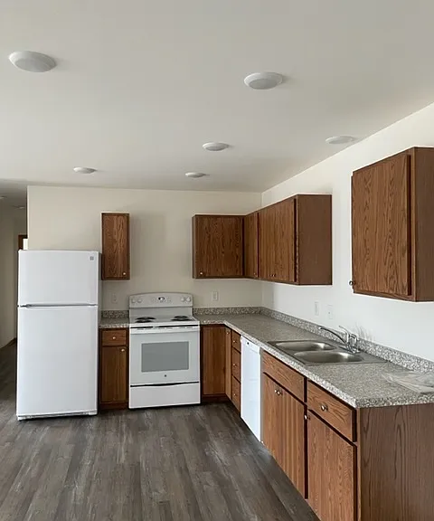 821-922 Kennedy St — Photo 20
