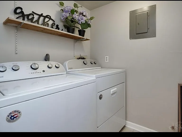 3163 Roesch Blvd #8 — Photo 7