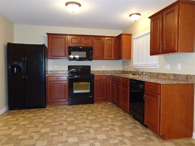 1808 Bunting Way Dr — Photo 2