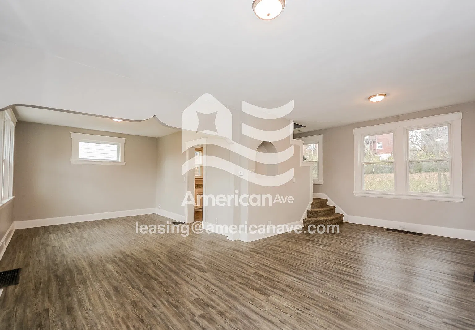 3 bed, 1.0 bath, 1392 sqft, $1,575 — Photo 2