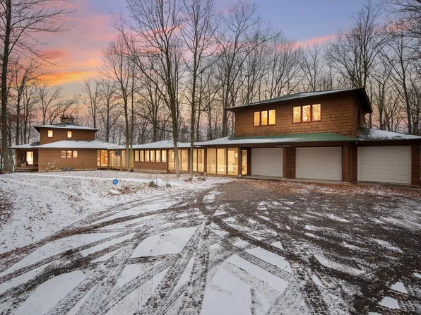 2138 9 3/4 St, Cumberland, WI 54829