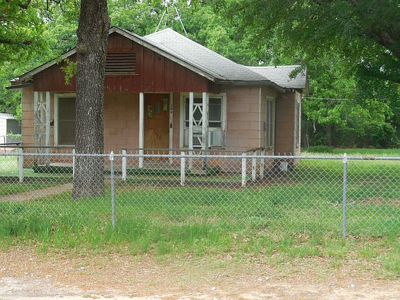 3rd image of 306 County Road 459