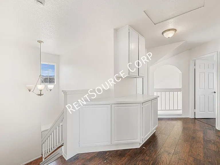 2145 W Avenue P8 — Photo 22
