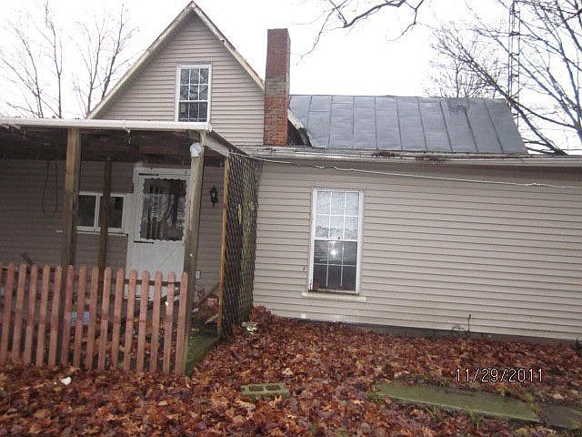 2nd image of 214 Water St