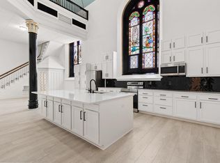 6098 Lake Church Rd, Belgium, WI 53004