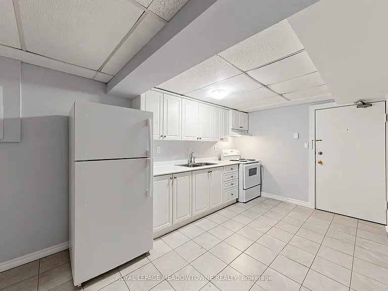 70 Mill St #10 — Photo 4