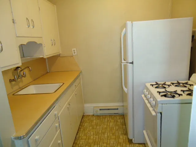 1410 State St #2