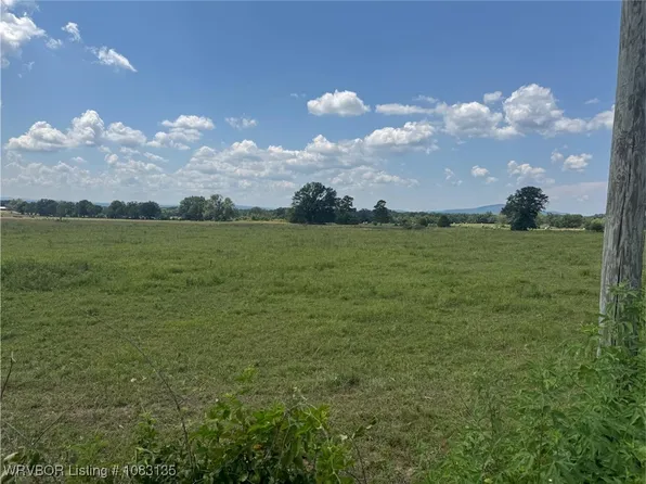 3064 Wintergreen Rd, Waldron, AR 72958
