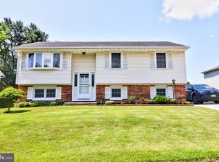 7516 Lemon Tree Ct, Hanover, MD 21076
