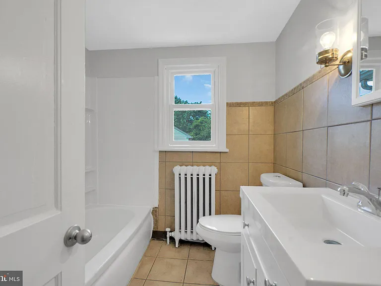 121 E Browning Rd #2 — Photo 11