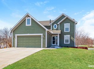 10808 N Donnelly Ct, Kansas City, MO 64157