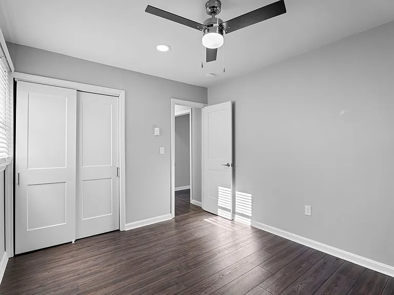 207 Brandegee Ave — Photo 8