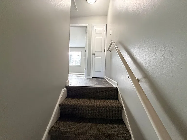 Center Town Condominiums — Photo 53