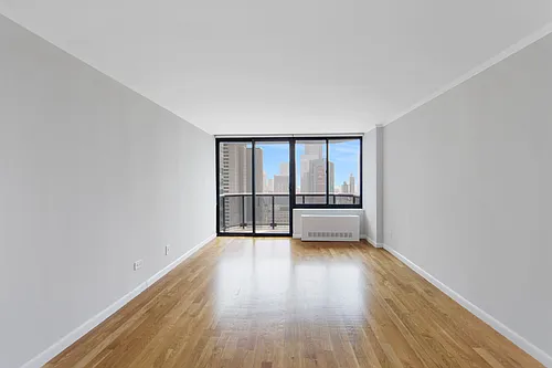 235 W 48th St #35C Photo 1