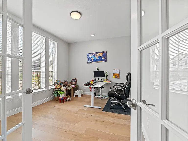 10609 Grayhead Dr — Photo 5