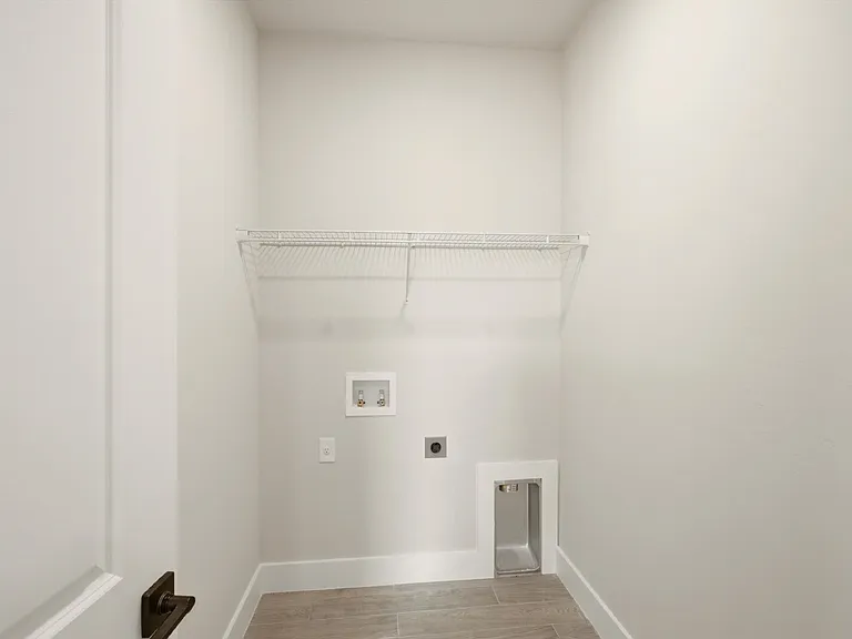 3750 NE 13th Ave — Photo 28