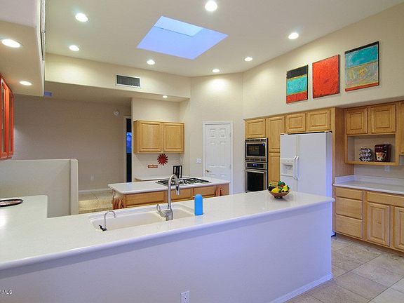 5th image of 3876 N Via De La Luna