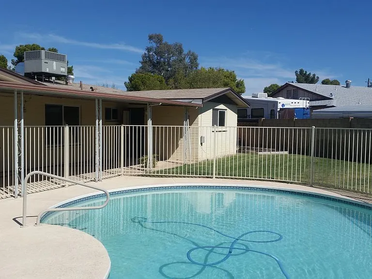 1971 E Meadow Dr — Photo 23