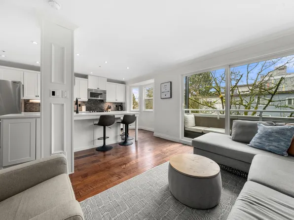 1106 W 11th Ave #202, Vancouver, BC V6H 1K3