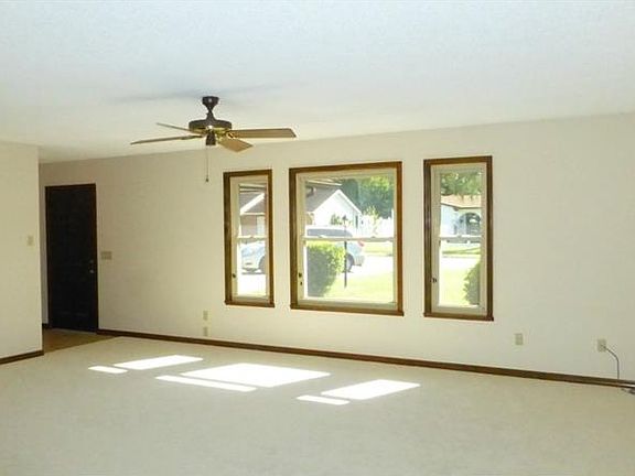 3rd image of 1132 Stillwater Ave