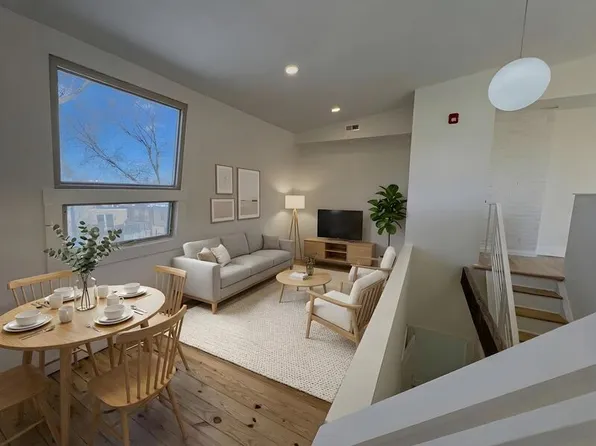 2017 Green St APT 3F, Philadelphia, PA 19130