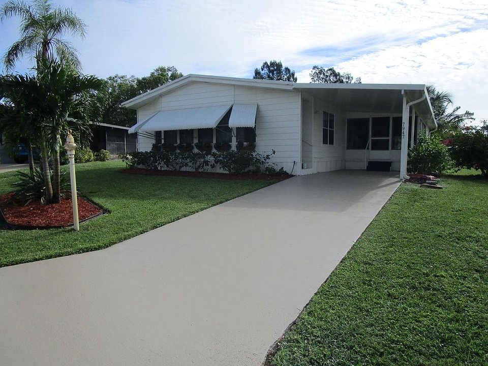 1st image of 7947 SE Continental Dr