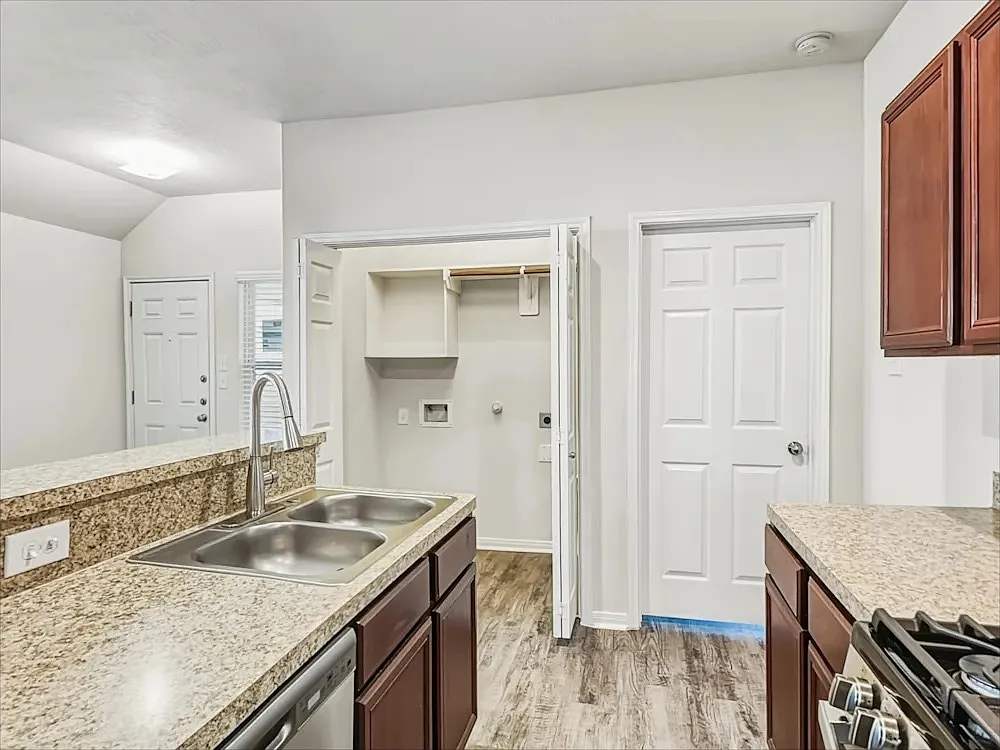 Building Photo - 6106 El Granate Dr