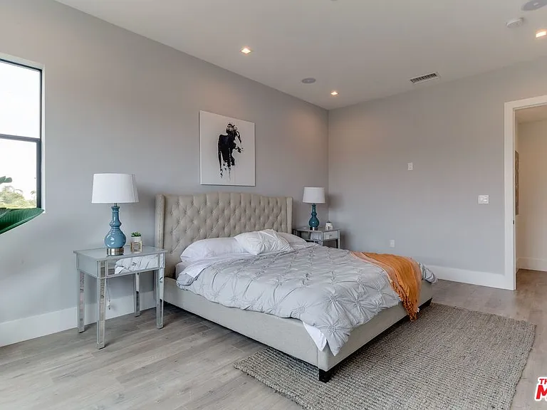 4830 1/2 W Pickford St — Photo 28