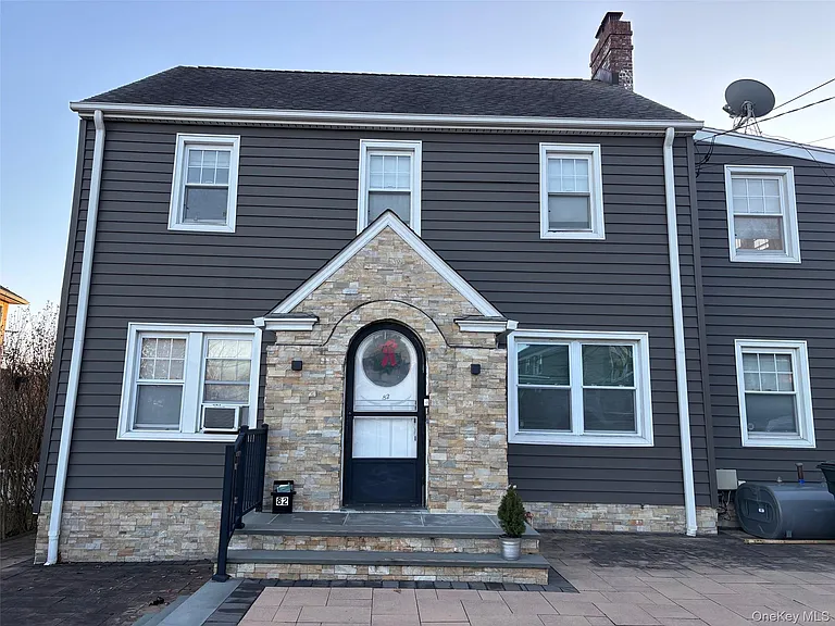 82 Putnam Ave — Photo 35