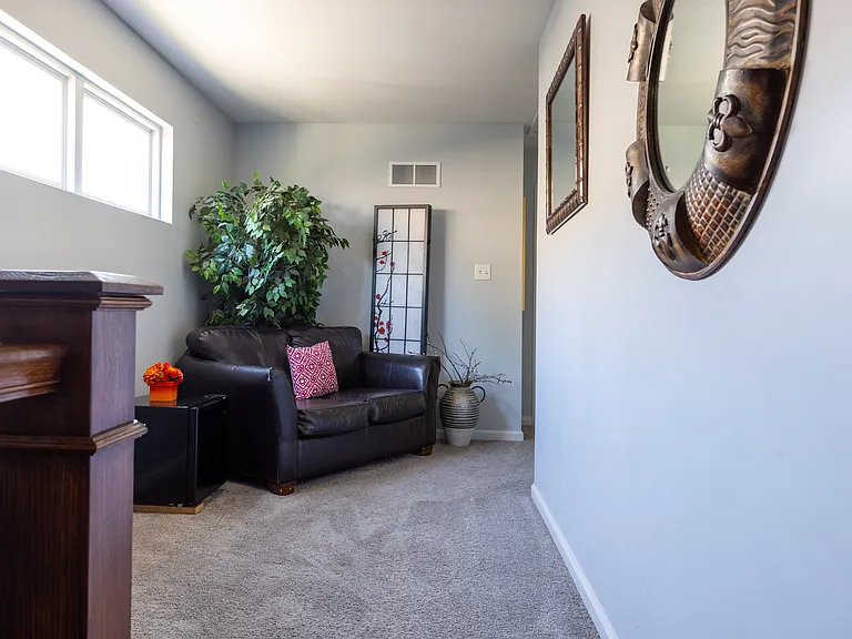 3214 Henrietta St — Photo 59