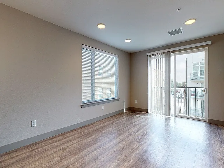 1516-1552 Xavier St — Photo 7