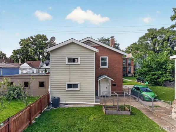 4157 Connecticut St, Saint Louis, MO 63116