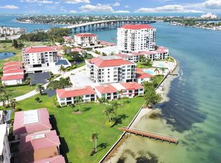 6211 Sun Blvd APT 210, Saint Petersburg, FL 33715