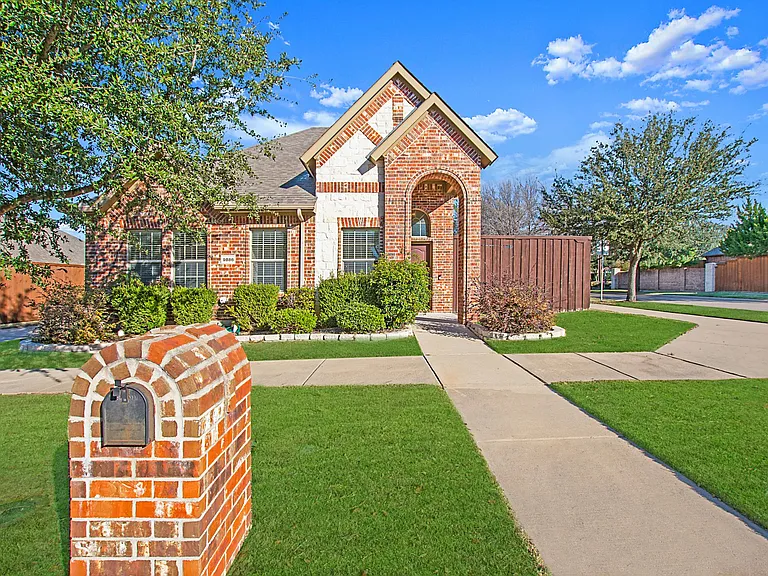 9886 Bell Rock Rd — Photo 3