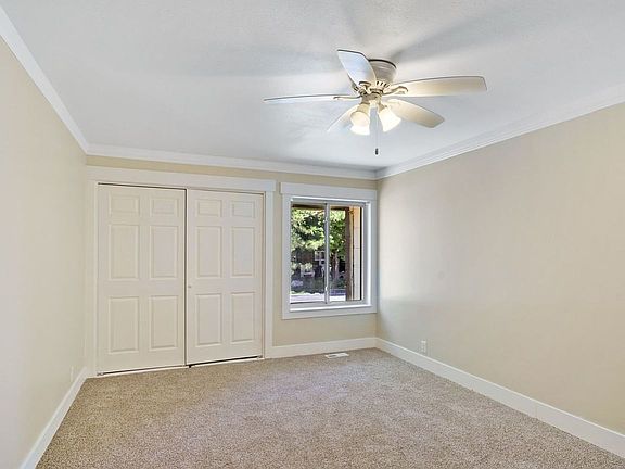 3rd image of 2507 W Hardrock Dr