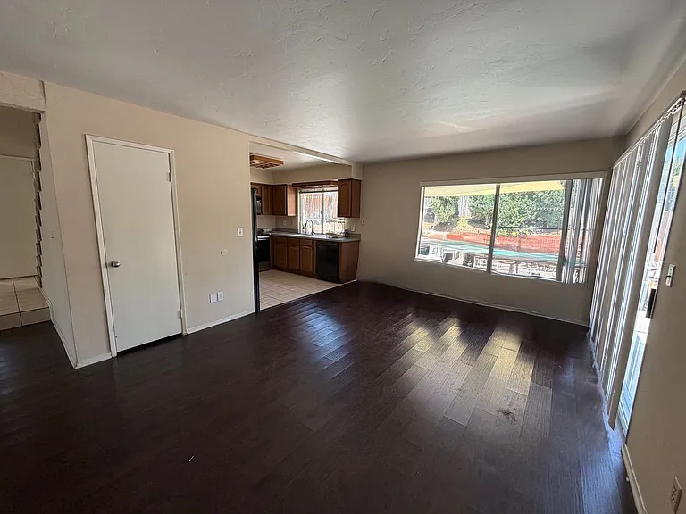 10308 Amaro Ct — Photo 6