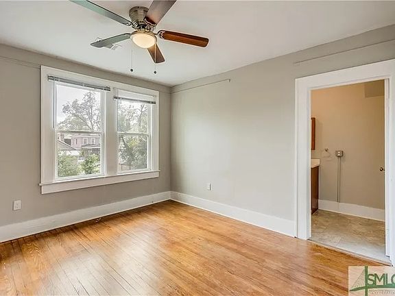 5th image of 653 E 38th St