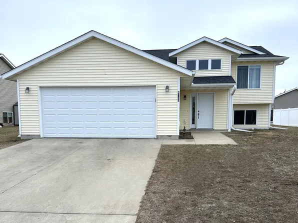 6728 23rd St N, Saint Cloud, MN 56303