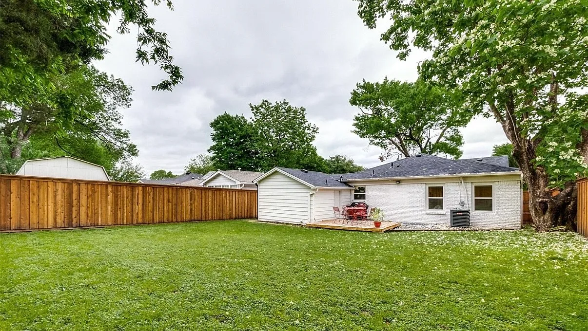 2 bed, 1200 sqft, $2,795 — Photo 4