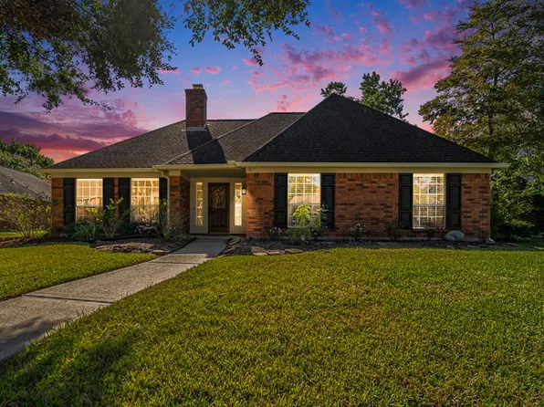 15214 Park Estates Ln, Houston, TX 77062