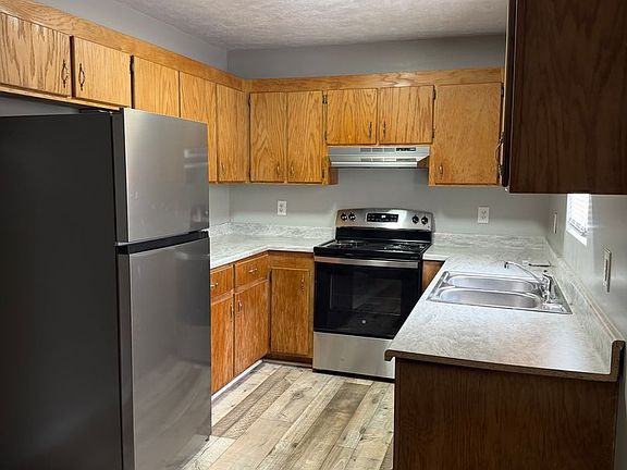 4th image of 1411 Wingate St #1421