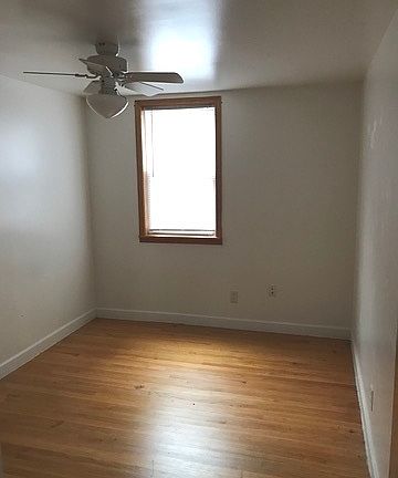 3rd image of 2206 N Talman Ave #Ch1p