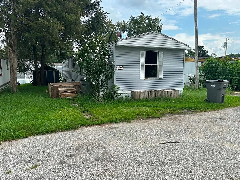 53586 County Road 27