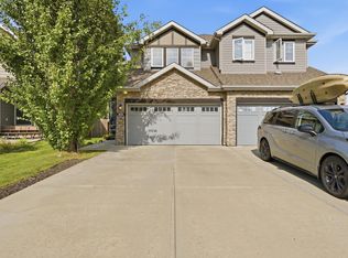 3606 Whitelaw Bay NW, Edmonton, AB T6W0P9