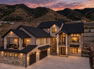 664 E 250 N, Providence, UT 84332