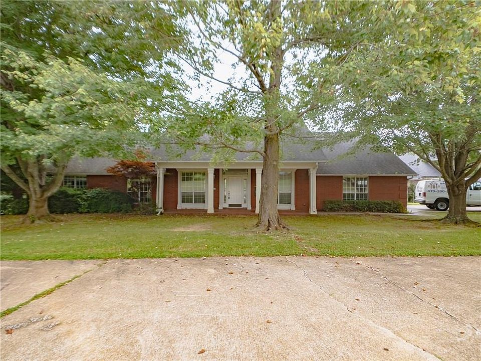 1st image of 2739 E Boardwalk Ct
