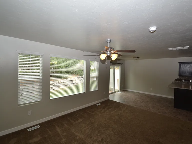 14291 S Side Hill Ln — Photo 2