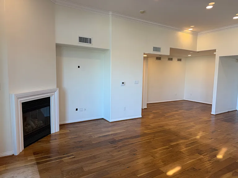 Tradewinds Dr — Photo 5